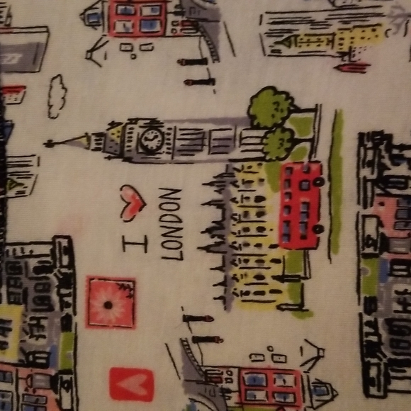 Layla Robe & Eye Mask - Picture 5 of 8